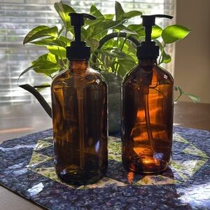 ‼️Two Glass bottle with pump.